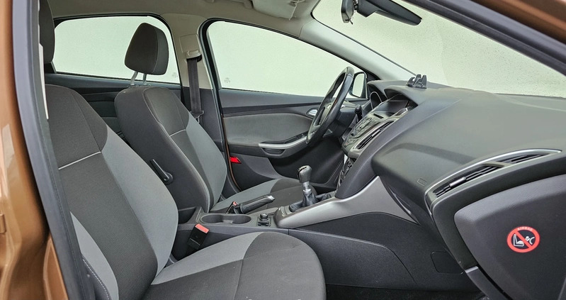 Ford Focus cena 23900 przebieg: 187000, rok produkcji 2013 z Maszewo małe 781